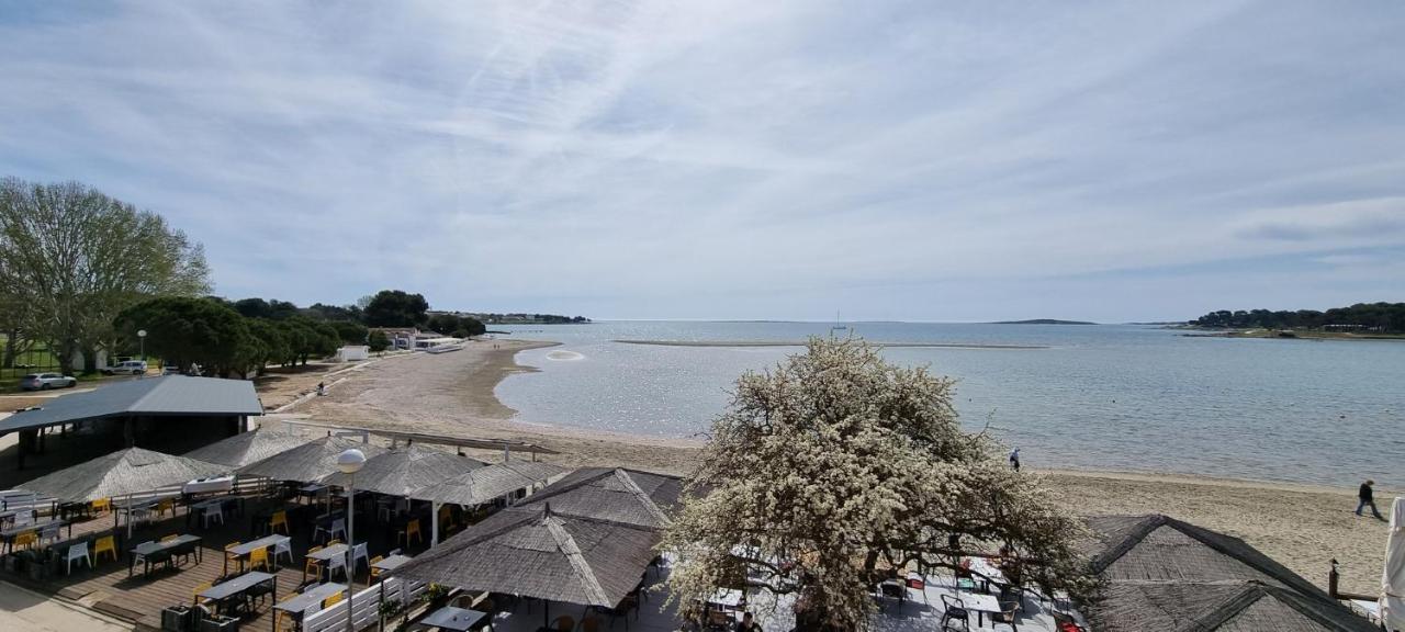 Idila Sea Front Apartments Medulin Exterior foto