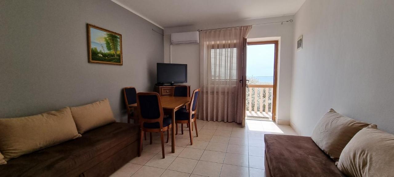 Idila Sea Front Apartments Medulin Exterior foto